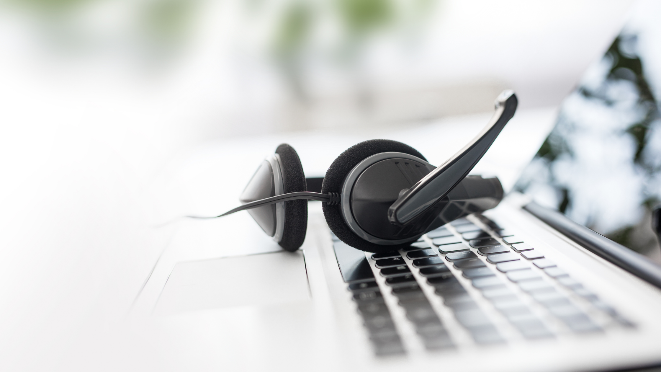 How Technology brings better customer support How Technology brings better customer support